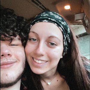 Meet your Posher, Julia